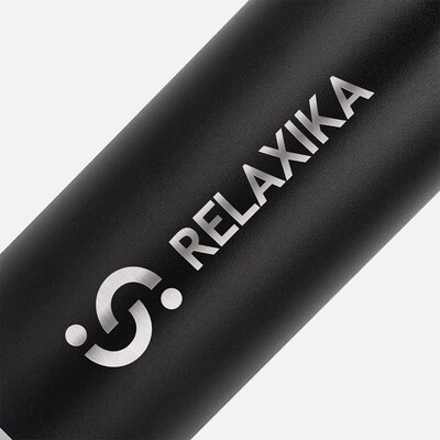 Термос Relaxika 750 со стикерпаком, черный